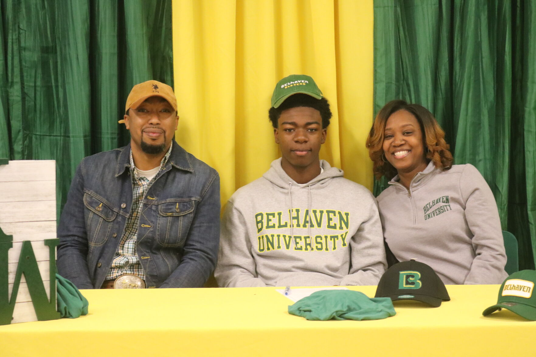 Kentae Williams signing